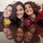 Shakti Mohan Instagram - Heaven is... having perfect sisters in the world 🙋🏻🙆🏻‍♂️🙋🏻‍♀️💁🏻 @neetimohan18 @kmohan12 (missing from this picture, we love da most 🤗) @muktimohan #sisters #bestfriends #grateful