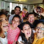 Shakti Mohan Instagram – Happpyyyyyyyy Rakhiiiiiiiii 

Love to all my beautiful brothers and sisters 😍

#rakshabandhan 🌺
@muktimohan
@kmohan12 @kusum8114 @vishwanath.kumary Praveen bhaiya