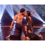 Shakti Mohan Instagram - #throwback to one of my favorite performance with the one and only @salmanyusuffkhan ✨ Love to @starplus @framesproductioncompany & entire technical crew who creates all the magic. I miss being on stage 💃🕺 #corona ji pls chale jao 🙏