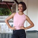 Shakti Mohan Instagram - What's your current mood? 1 👉 2