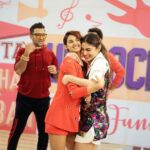 Shakti Mohan Instagram - Hugs can be contagious too, so as Terence sir says, talk on the phone and catch up!!! 🤗🤙☎️ Releasing today #BreakALeg2 featuring @imouniroy @terence_here sir 💃🕺 YouTube/NrityaShakti 📺 6pm @itwplayworx @nrityashakti @sidghosh2403 @bahlbunty @vikrantthakur #forcaafilms @sandeepkukreja4 @mihirgrover_artist @dhanisa_shende 👗 @semesstafashion @aquamarine_jewellery @saachivj