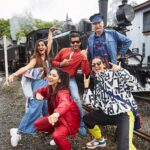 Shakti Mohan Instagram - Uff uff 🚂💨 Can't get enuff 😍 This lil steam train ride made us feel like we are in Harry Potter world 🤸‍♀️ @puffingbillyrailway 🚂 📷 @craignewell @visitmelbourne