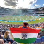 Shakti Mohan Instagram - Best day of my life 🏏 Ohhhhh myyy god... My first ever live Cricket match and that too Women's World cup T20 finals in Australia 🇮🇳 🇦🇺 Sooooo happy.. .it's unreal, the whole experience of seeing women flourish and get so much love from a packed stadium. You #gogirl 👸👩‍🎓👩‍🌾🤽🧕🤰🚴‍♀️ #happywomensday 📷 @atulkasbekar 🤘🙈 #T20WorldCup #VisitMelbourne @visitmelbourne #cricket