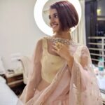 Shakti Mohan Instagram - Halo ji 👼 Thank you hai ji 📷@nihaarpandya Outfit - @shades.kp