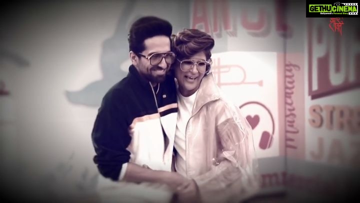 Shakti Mohan Instagram - This moment is super special for many reasons, one of which is that Papa has written Lyrics of this song and it's sung by my chota Bhai @bhriguparashar @bms.brijmohan #tusafarmainsaath π @ayushmannk @tahirakashyap You both make us believe in love and I was like Awwwwwwww for the longest time... β₯οΈ You guys are adorable & Love you both for doing this #couplegoals #BreakALeg2 @nrityashakti @itwplayworx @vikrantthakur #forcaafilms Link in bio πΊ
