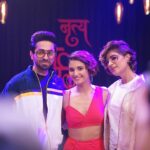 Shakti Mohan Instagram - Kal hoga #BreakALeg2 pe Besties special ka Shubh Mangal 👫 @ayushmannk @tahirakashyap You can’t miss this episode!!! ❤😍 @itwplayworx @sidghosh2403 @bahlbunty (ITW Playworx Entertainment) In Association With: Forçaa Films #Yamba NYBae x Shakti - @n.y.bae 💄 Purplle – @letspurplle @julyissue_online Styled by @saachivj