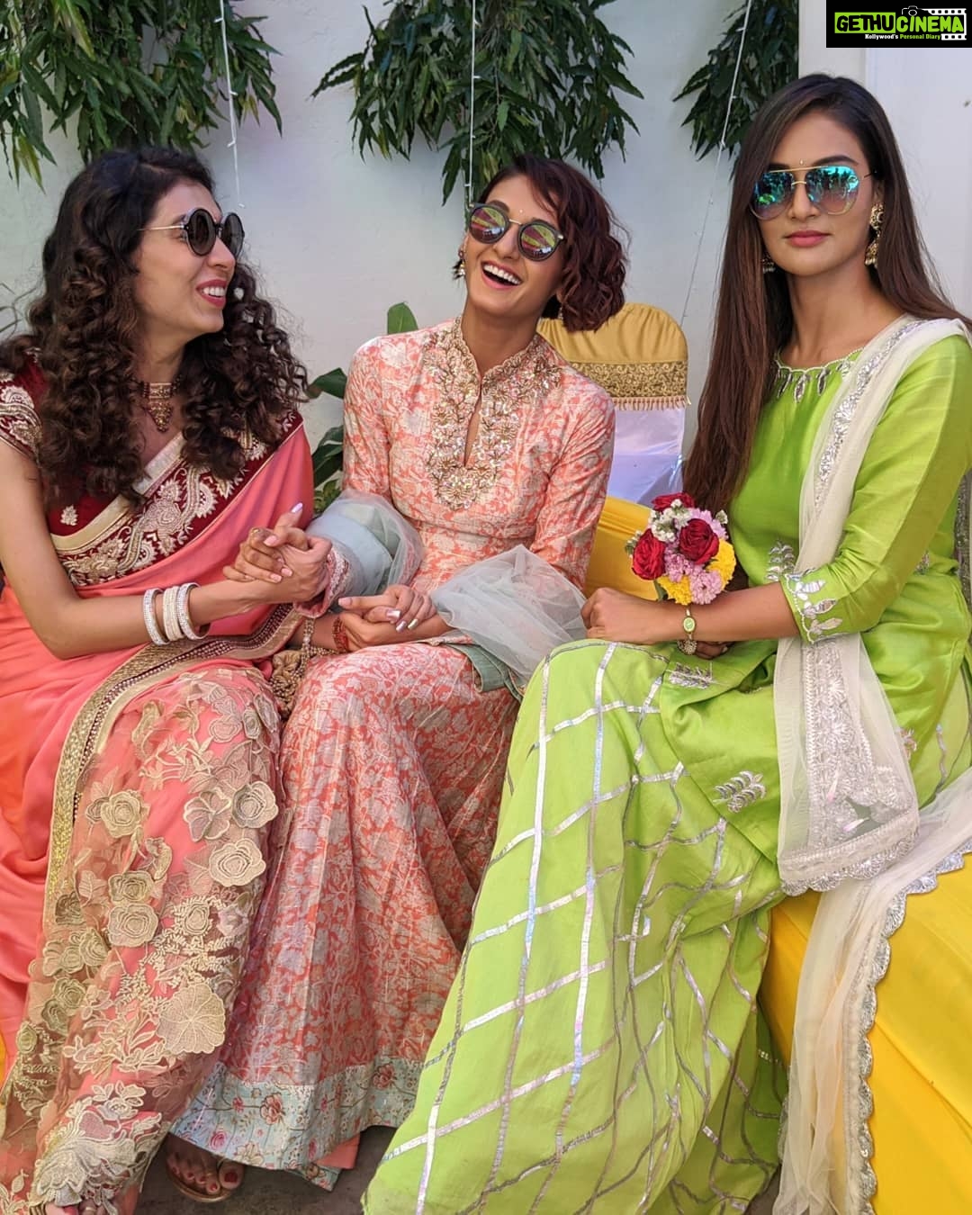 Shakti Mohan Instagram - Humare Bhai ki Shaadi haiiiiiiii πΊππ₯³π #shankykishaadi π§π» From your 1st birthday party to today... Time has flown. Love you so much Sankalp πΉ You are finally getting married. Yayyyyyy @sankalpsharma04 @smridhishr @muktimohan @bms.brijmohan Styled by @vrinda.fashionstylist Outfit by @vidushisaraflabel