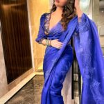 Shama Sikander Instagram - And life must go on… Diwali time with dear friends….. thank you for all the joy and happiness dear @surveenchawla and @akshaythakker and to meeting old friends and making new friendship ♥️😇🪔 . . . #diwaliparty #partytime #saree #love #festivevibes #festivewear #bollywood #postivevibes #Shamasikander Mumbai, Maharashtra