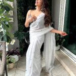 Shama Sikander Instagram - Which colour saree suits me the most ... Comment below 👇 . . . #saree #loveyourself #happiness💕 #smile #indianwear #insidebeauty #gorgeous #instagram #beautiful #actorslife #shamasikander