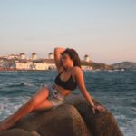 Shama Sikander Instagram - Mermaid 🧜‍♀️ . . . #mermaid #sea #beauty #happiness #smile #greece #gorgeous #actorslife #influencer #instagood #morning #vibes #shamasikander samundar