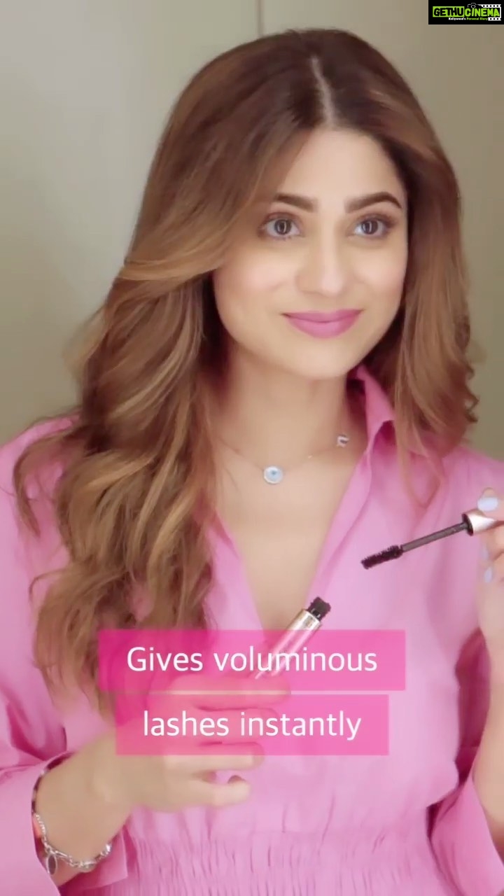 Shamita Shetty Instagram - #Collab I took the #LashforAsh challenge with the L’Oreal Paris Lash Paradise Mascara. This has been a cult favourite product of mine for years. It gives my lashes that voluminous effect and takes it to literally paradise. Come take the #LashForAsh Challenge, recreate my reel and post the same on your feed tagging me & L'Oreal Paris. The best entry gets a chance to win exciting goodies #LashParadise #ParadiseEyes @lorealparis