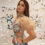Shamita Shetty Instagram - 🦋❤️🦋 👗 @rinadhaka 💋💄 @shaylinayak 💇‍♀️ @sheetal_f_khan . . . . . . . . #showstopper #lakmefashionweek #tribalfusion #ootn #fun #gratitude #positivevibes