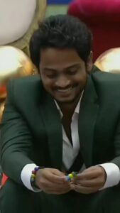 Shanmukh Jaswanth Kandregula Instagram - Day - 6 Treat your family like friends and your friends like family ♥️🤗.
.
.
.
.
#shannu_7 #shannu #bigboss5 #bigbosstelugu5 #biggbosstelugu5 #biggboss5telugu #shanmukhjaswanth