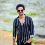Shanmukh Jaswanth Kandregula Instagram - Konchem Navvu Guruu 😁😉 P C : @kcs.art ❣️ . . . . . . . #photography #hyderabad #explore #shannu Hyderabad