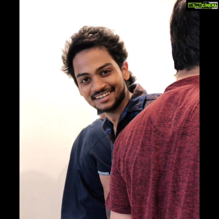 Shanmukh Jaswanth Kandregula Instagram - Problems will Come and Go. Chill bro πβ€οΈ Kutty story with Anna @sampathvinay and @suryadabberu @iam_udaykiran π€π»π€π» . . . . . . . . #dance #dancelife #dancers #kuttistory #tamilsong #master #tamilcinema #tamilmovie #vijaythalapathy #explore #shannu Phoenix Golf Edge