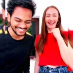 Shanmukh Jaswanth Kandregula Instagram – Heyy WAAAT E E R 😅😂
@eugeniaustinova 😊✌🏻