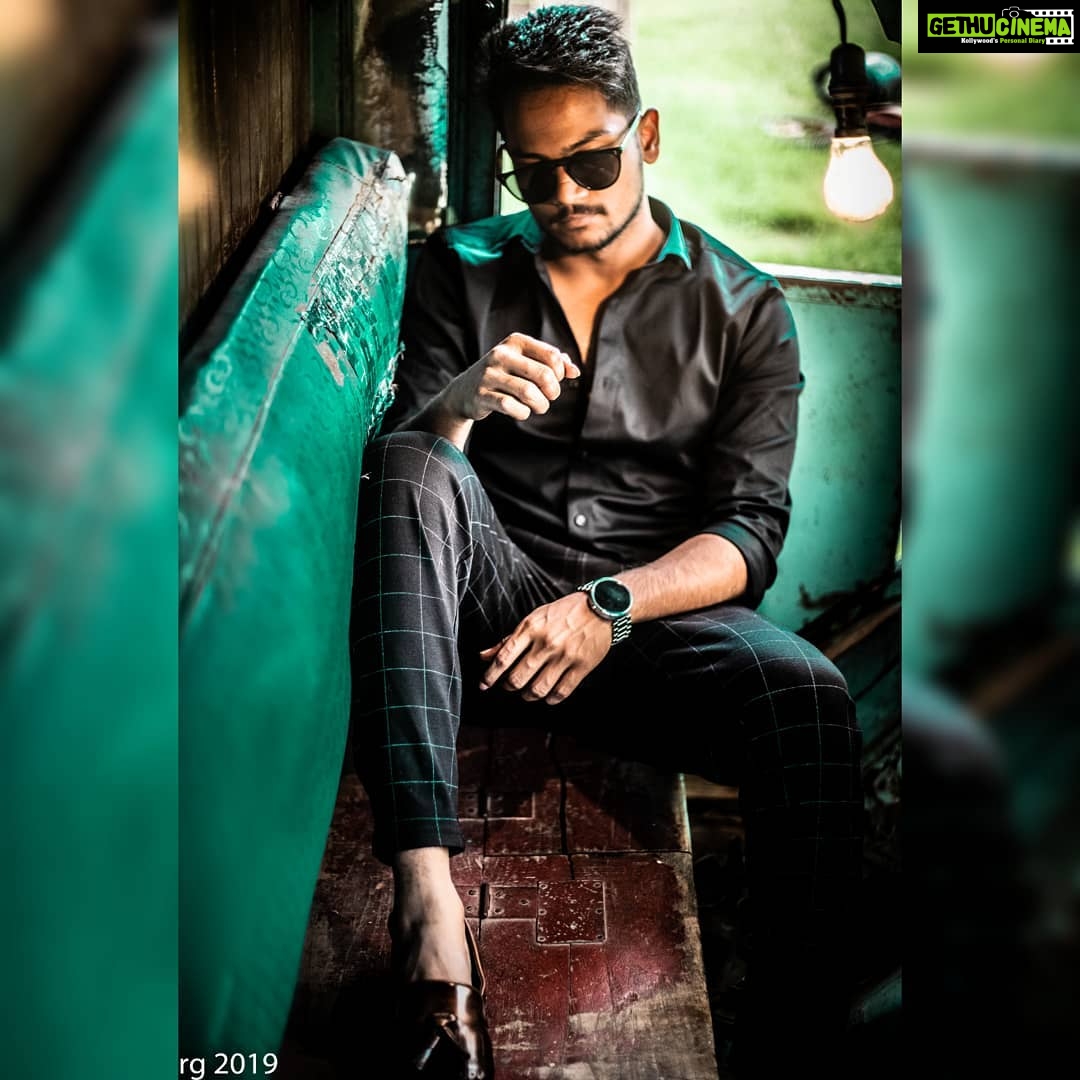 Shanmukh Jaswanth Kandregula Instagram - Too lit to quitπ€π»π P C : @shot_by_rg π€ Location : @thefotogarage π€