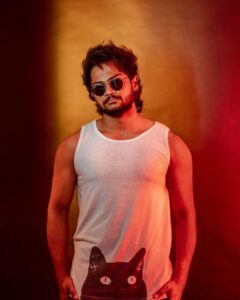Shanmukh Jaswanth Kandregula Instagram - Leaner. Meaner. Stronger ✌🏻

P C : @rohitmj.98
Hair styling : @shearsbyarun 
#shannu
