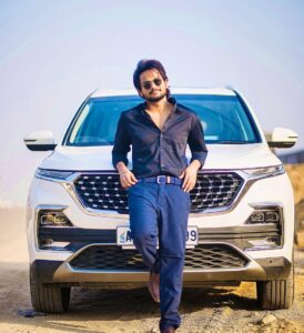 Shanmukh Jaswanth Kandregula Instagram - B L A C K 🖤

#shannu_7