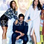 Shibani Dandekar Instagram - This is pretty much how we are!!! Noor's best buds ... can't wait for you guys to see @aslisona as #Noor Releasing 21st april! Trailer has crossed 10 milli!! Best team ever... @kanangill @purab_kohli @sunhilsippy @shikhaarif.sharma @ivikramix @chaudhari_manish @noorthefilm @abundantiaent @tseries.official