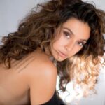 Shibani Dandekar Instagram - @thatbrowngirl shot by @gauravsawn makeup and hair by @inherchair assisted by @azima_toppo #brownisbeautiful 🙋🏾🙌🏽