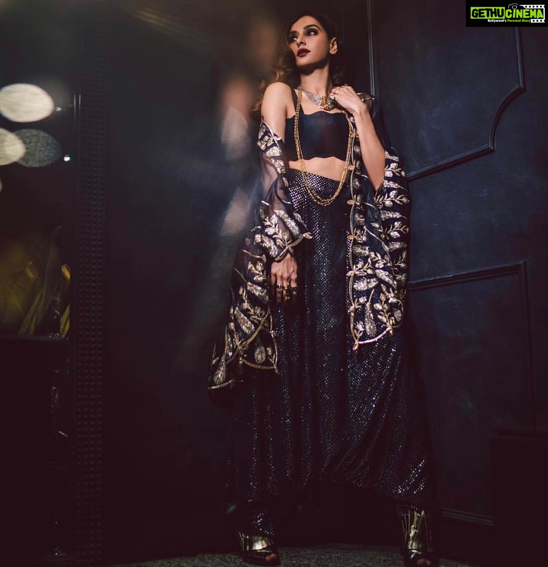 Shibani Dandekar Instagram - @payalsinghal @gauravsawn magic always when these two are around!