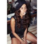 Shibani Dandekar Instagram - @thatbrowngirl #thatbrowngirl weekend swag thanks for the hubba bubba @shoebmashadi and the hat @azima_toppo 🙋🏾 #saturdayfeelings