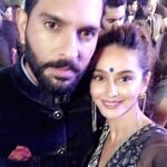 Shibani Dandekar Instagram - wishing you nothing but love, happiness and magic @yuvisofficial 💕