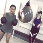 Shibani Dandekar Instagram – these boxing bags have CHANGED THE GAME!!! thank you SO SO MUCH to Jason and the crew at @aquapunchingbag for sending these over to Mumbai! the first ones in India and we loving them at @cindy_jourdain bootcamp!! To all the gyms and training centres in the country…… YOU NEED THESE!! trust me! Now I love boxing even more 💪🏾👊🏽🙌🏽 watch this space for more on this amazing bag!! #BagSwag #TheHealthyBrownGirl