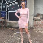 Shibani Dandekar Instagram - love this look by @houseofcb and shoes by @kendallandkylie makeup by @inherchair hair by @virusreena @azima_toppo