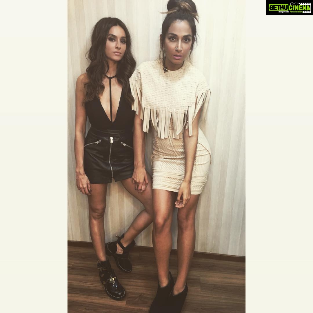 Shibani Dandekar Instagram - I love you Dmoney 💋 #IGotYou #Her&Me @monicadogra
