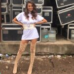 Shibani Dandekar Instagram – this!!!! boots by @tonybianco corset by @papadontpreachbyshubhika styled by @priyankaparkash makeup by @inherchair hair by @virusreena @azima_toppo #TheStage season 2 ✌🏾️