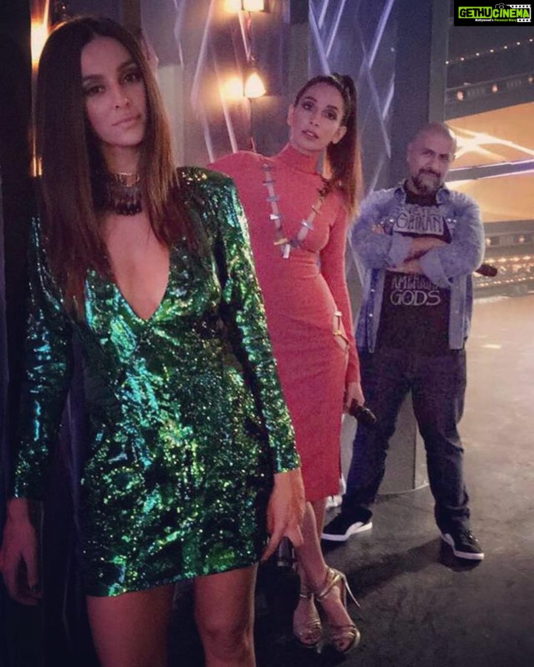 Shibani Dandekar Instagram - #Repost @monicadogra ・・・ Being #Boss like on #TheStage2 set - it's bigger, it's better, it's fire!!!! @vishaldadlani1 @shibanidandekar #DMoney #ColorsInfinity #MonicaDogra #MonDog #reality #TV #India #proud #fashion #style #sound #pop #Balmain #NikhilThampi #RockAndRoll