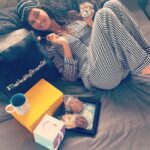 Shibani Dandekar Instagram - when you have comfy custom made pj's by @dreamscoutured and a box of goodies from your favourite cookie store in the world @sweetishhousemafia your weekend is made! #DontCallMeImBusy #thehealthybrowngirl needs a cheat day 🙋🏾