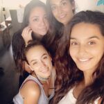Shibani Dandekar Instagram – #StageSquad season 2 @monicadogra @inherchair @priyankaparkash prep mode for the big season we got coming! here we go ✌🏾️🎼🎤