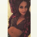 Shibani Dandekar Instagram - film wrap! yay!