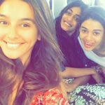 Shibani Dandekar Instagram - delhi bound for some #bartender with these ladies @shalmiaow @iami_artist 🎸🎼🎤🎻🎹🎺