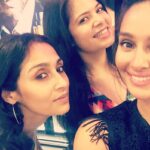 Shibani Dandekar Instagram - another day another hustle! let's get it done 🙌🏽 ✌🏾️@rachnac27 @nehalikotian #livetowork #lovemyjob #thehustleisrealtho #believe #squad @karishmanaina