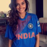 Shibani Dandekar Instagram - Let's go #teamindia YOU GOT THIS! #NikeIndia #chasegreatness 🙌🏽🏏🏆