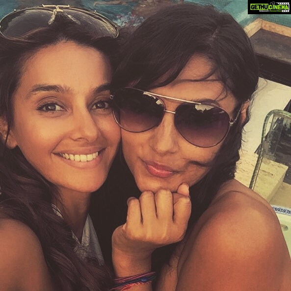 Shibani Dandekar Instagram - bestie bday weekend @karishmanaina ❤️