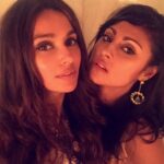 Shibani Dandekar Instagram – besties! @karishmanaina ✌🏾️