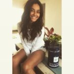 Shibani Dandekar Instagram - So excited that @GapIndia is finally here in Mumbai at @OberoiMall and @InfinityMall on 20th February! Got the coolest invite in a funky dabba today! Can’t wait for the launch! #hellomumbai