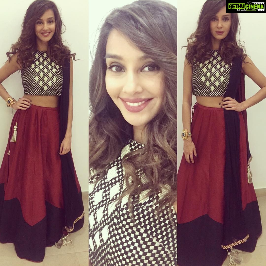 Shibani Dandekar Instagram - about tonight in one of my favs!! I love you P! @payalsinghal 🙌🏽❤️