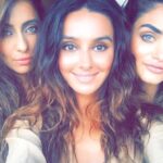 Shibani Dandekar Instagram - me and two of my fair eyed favs @vjanusha @gabriellademetriades ✌🏾💋