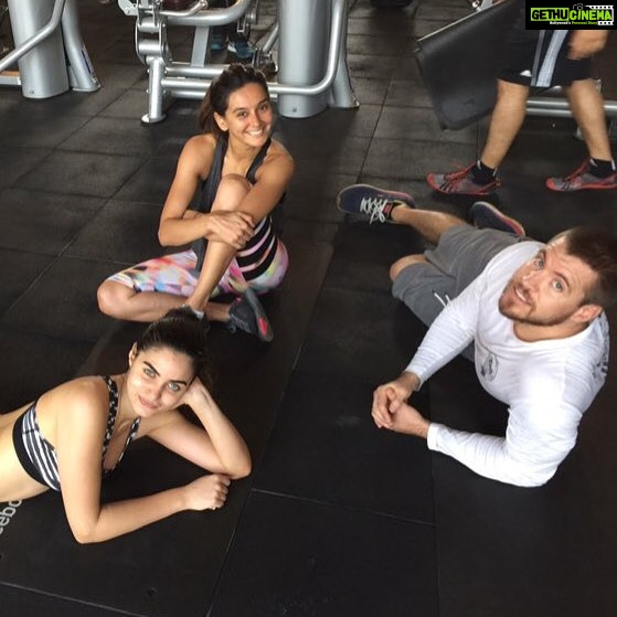 Shibani Dandekar Instagram - happy birthday to a man who drives, inspires and motivates me everyday! I also really want to punch you sometimes but you have changed my life and I love you for it! happy birthday my V ❤️👊🏽 have a magical day you deserve it! @vmb_training