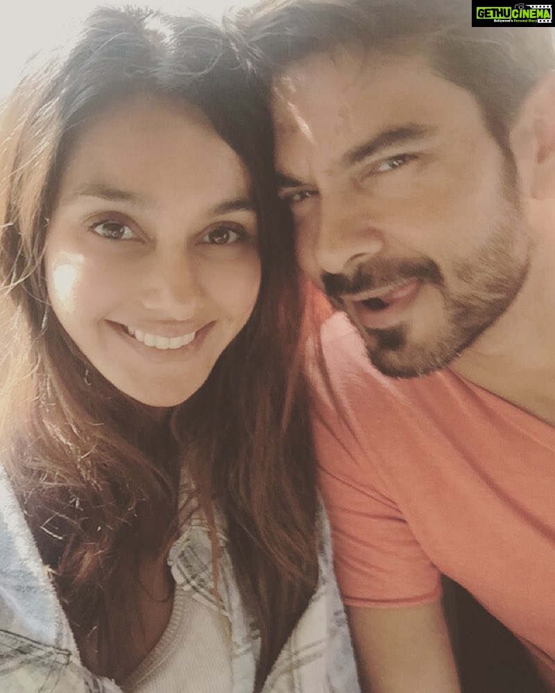 Shibani Dandekar Instagram - not much time left please send your votes through to keep my bestie @keithsequeira in the big boss house! type KEI and send to 56882 #HeRunsThings #weloveyoubugs #bigboss9