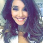 Shibani Dandekar Instagram - 200k wow! 🙏🏽 🙏🏽🙏🏽 thank you for all the love!! big hug to each one of you 💋 hair and makeup by the fabulous @heatherroachmakeup