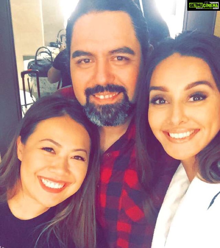 Shibani Dandekar Instagram - my Houston glam squad @pinkpaletteartists @pablo_ono love these guys ❤️🙌🏽 #cricketallstars