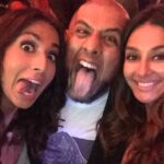 Shibani Dandekar Instagram - I love these two to pieces my @monicadogra @vishal.dadlani we missed you last night @ehsaan @devsanyal we are all together right though on #TheStage #colorsinfinity so please watch @ferzadpalia @hashimdsouza