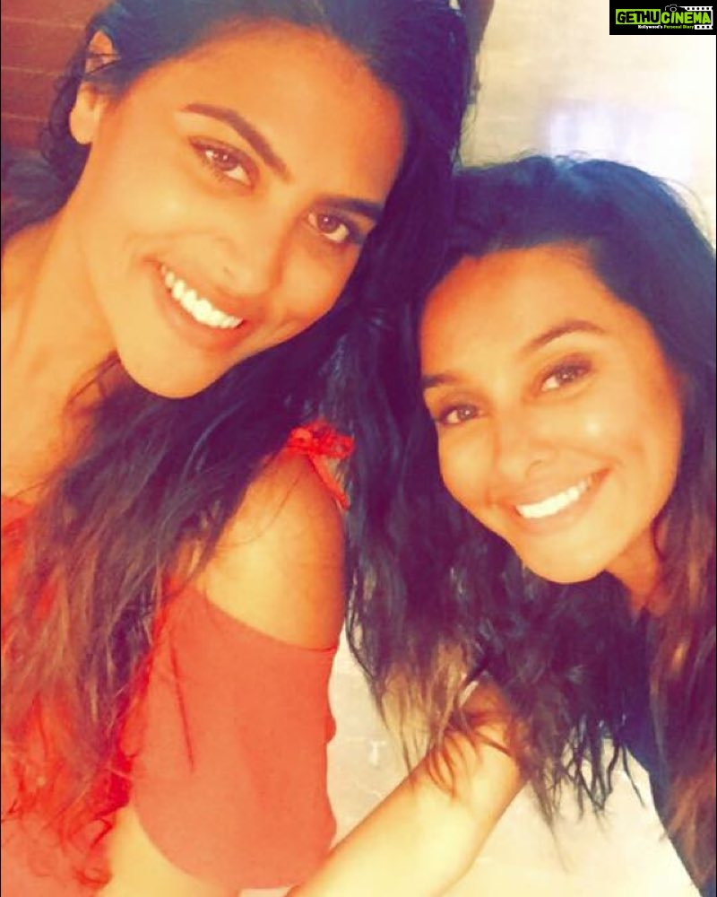 Shibani Dandekar Instagram - happy birthday Neets! enjoy your twenties while they last!! hope you have an amazing year ahead love you loads xxx @adhillon86